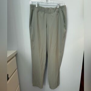 Lululemon Athletica Gray Active Pants